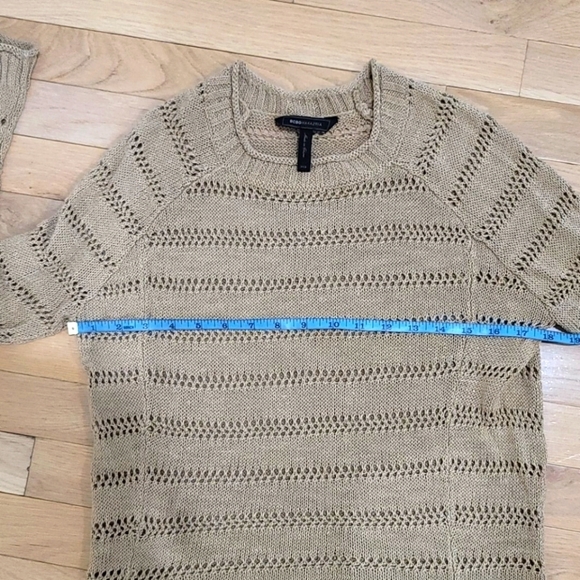 BCBGMAXAZRIA sweater.  Size XXS - Picture 7 of 10